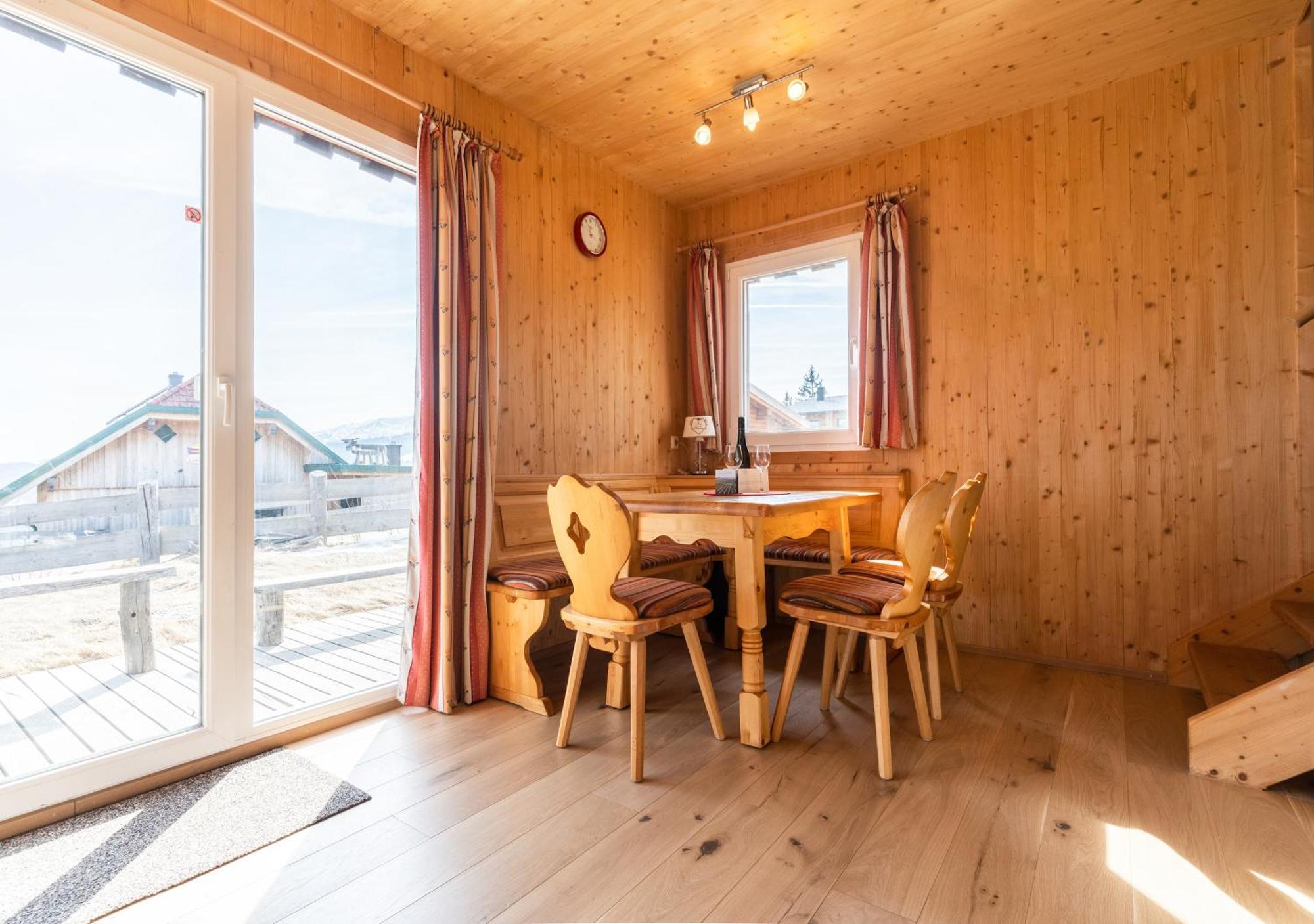 1A Chalet Eck - Wandern, Grillen, Panorama Sauna! Klippitztorl Eksteriør billede